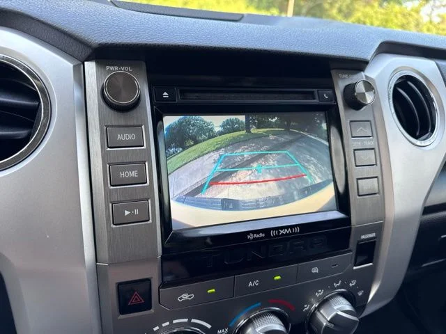 Used 2017 White Toyota SR5 image 19