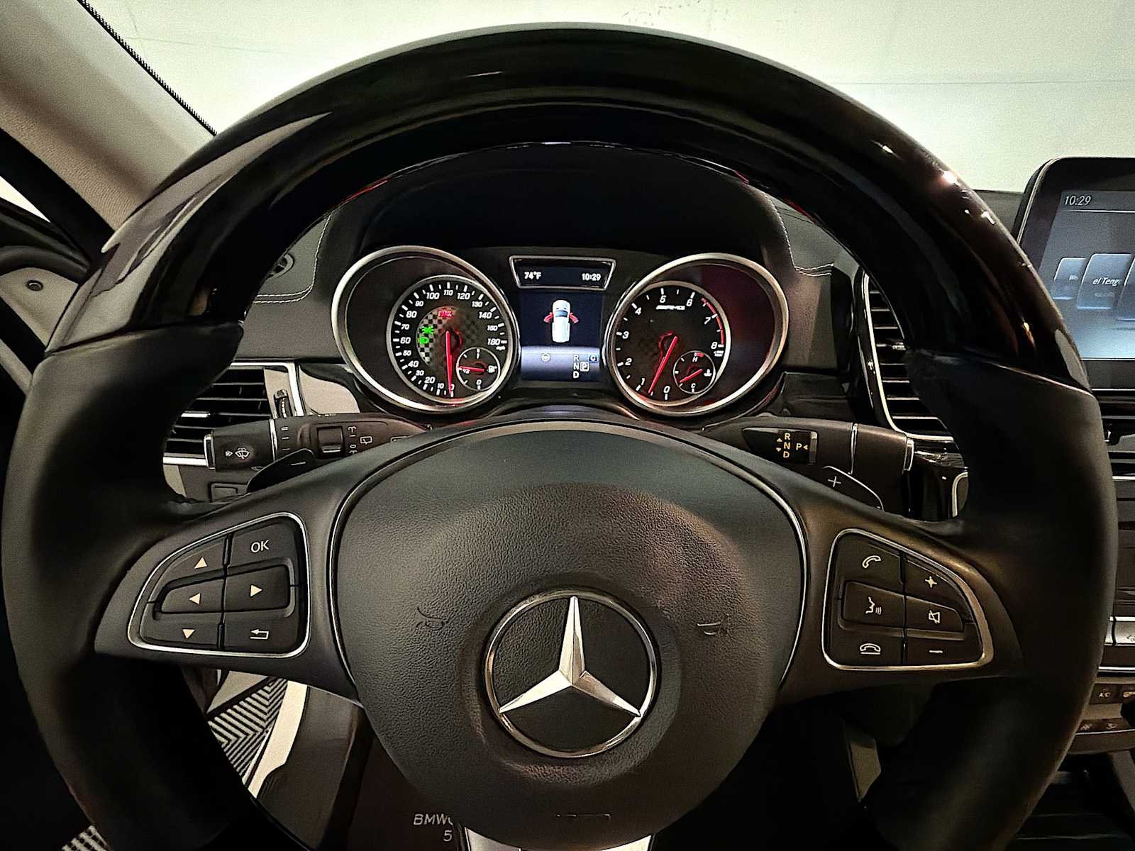 Used 2018 designo Diamond White Metallic Mercedes-Benz AMG® GLE 43 image 13