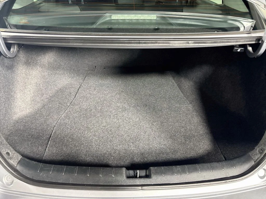 Used 2016 Silver Honda LX image 20