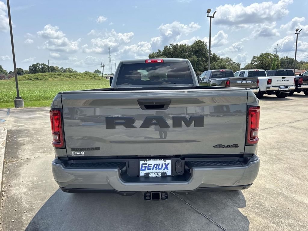 New 2027 Ceramic Gray Clear-Coat Exterior Paint RAM Big Horn image 17