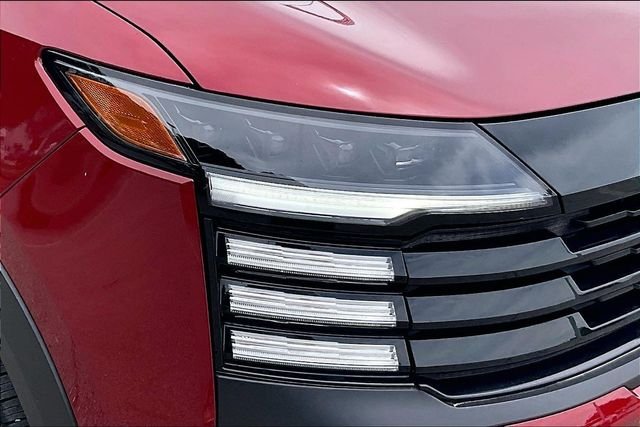 Used 2025 Red Nissan SR image 27