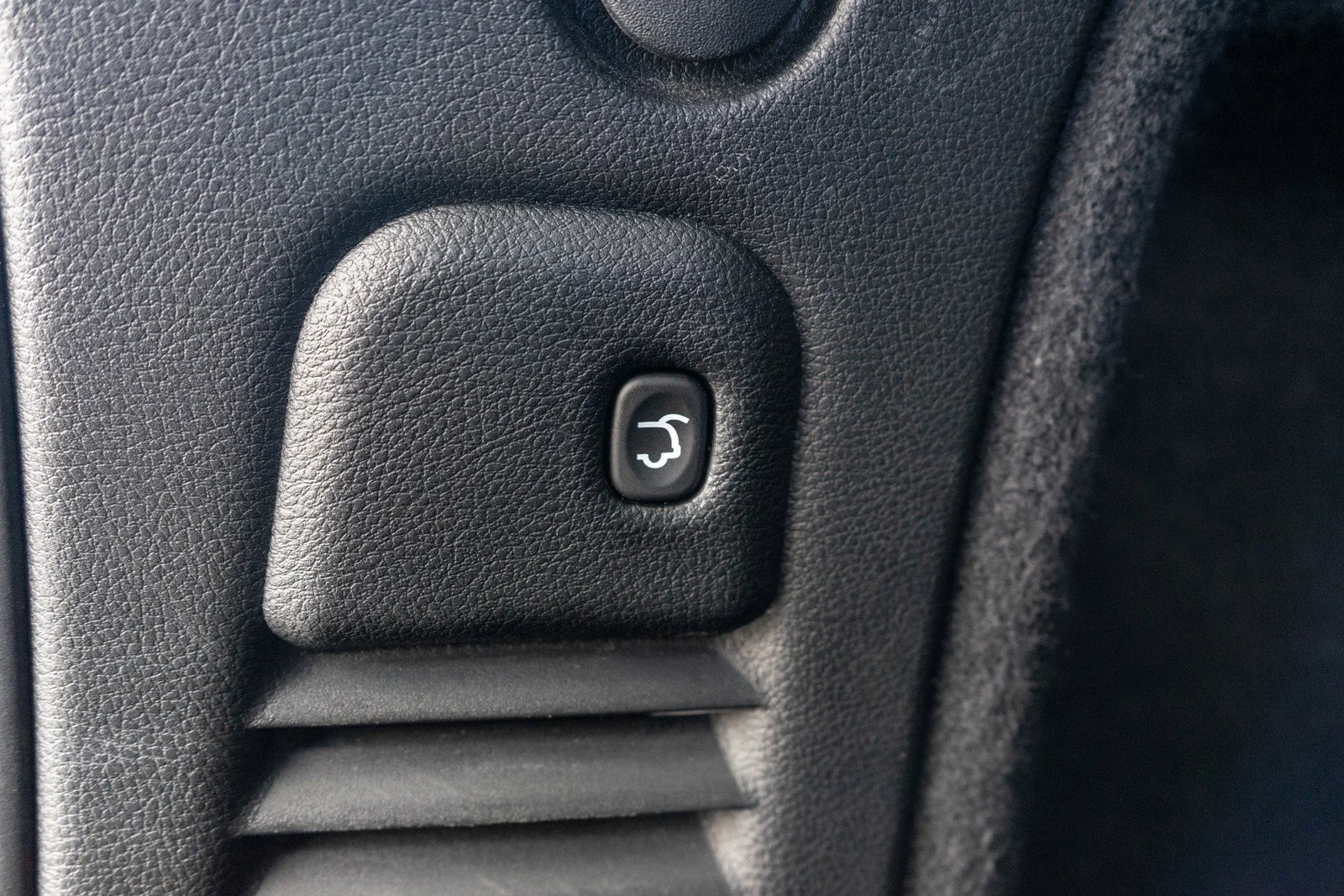 Used 2024 Db Black Crystal Clearcoat Dodge GT Plus image 10