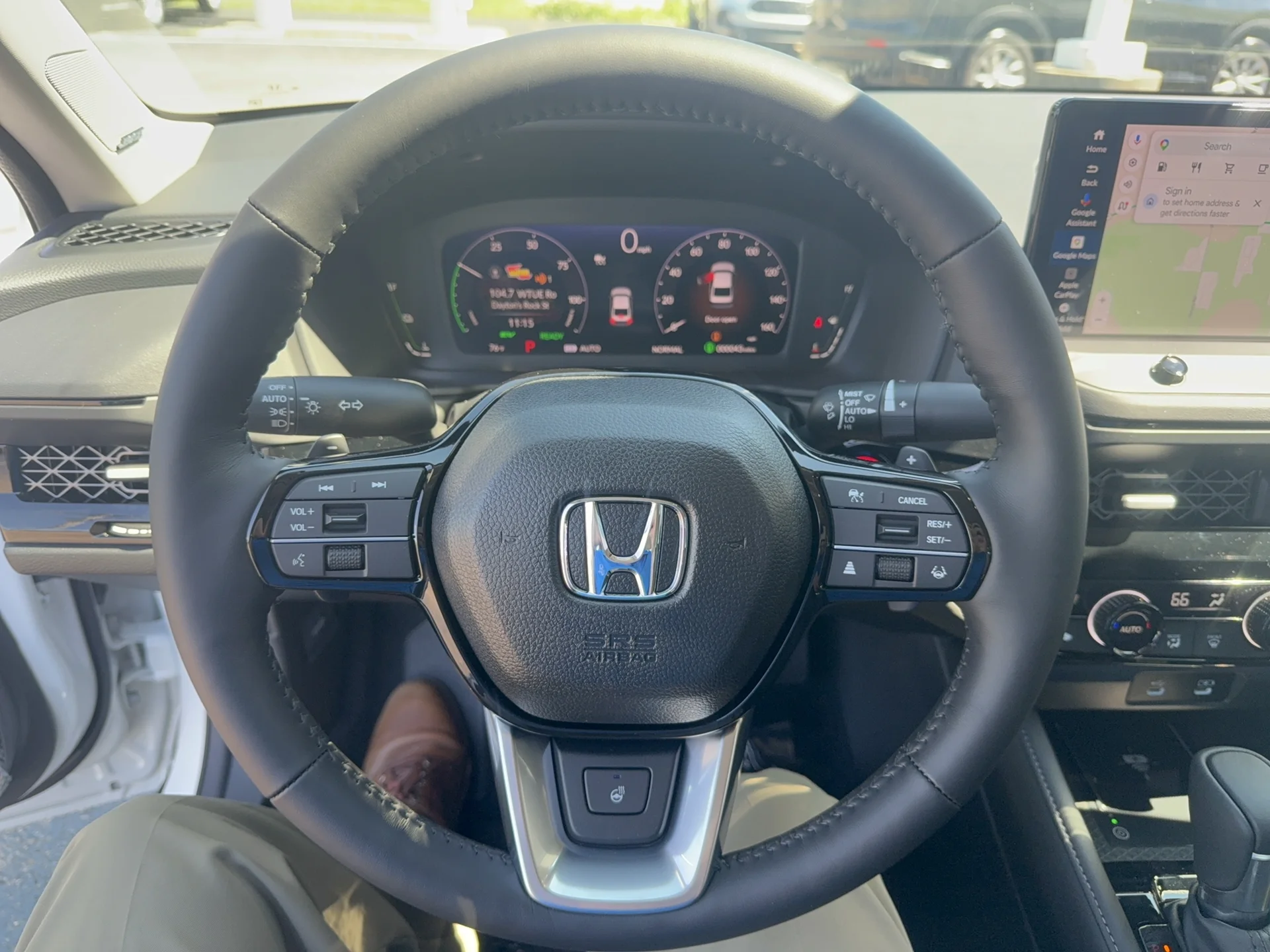 New 2026 Platinum White Pearl Honda Touring image 13