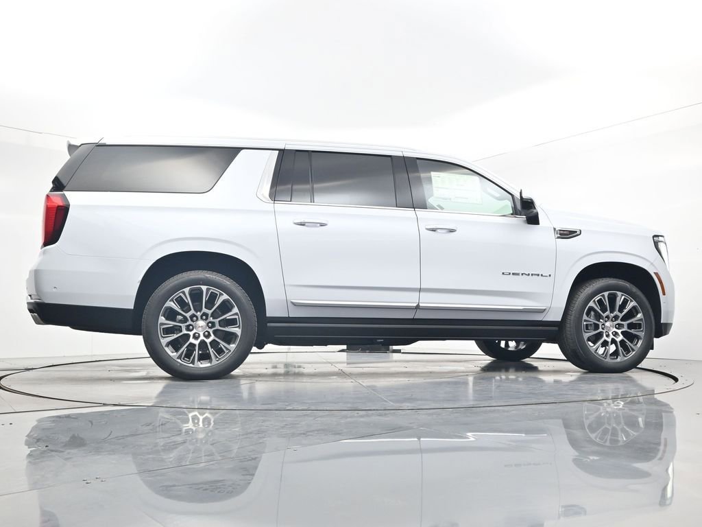 2026 GMC Yukon XL Denali - Photo 30