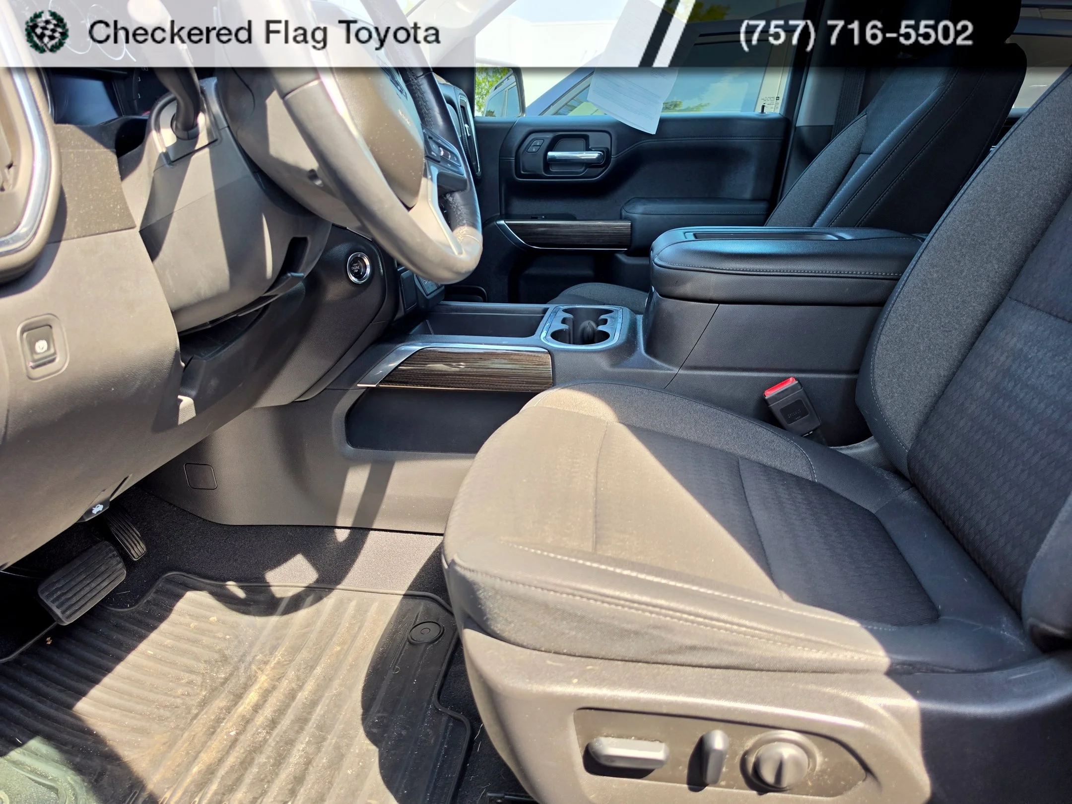 Used 2019 Cajun Red Tintcoat Chevrolet RST image 9