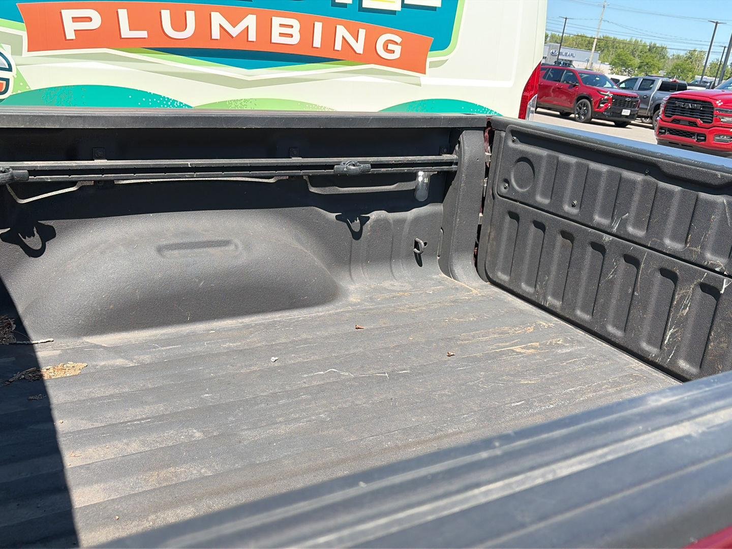 Used 2019 Delmonico Red Pearlcoat Ram Laramie image 8