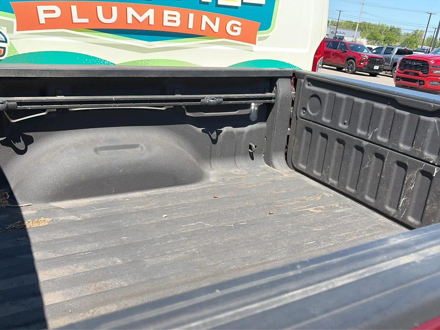 Used 2019 Delmonico Red Pearlcoat Ram Laramie image 8