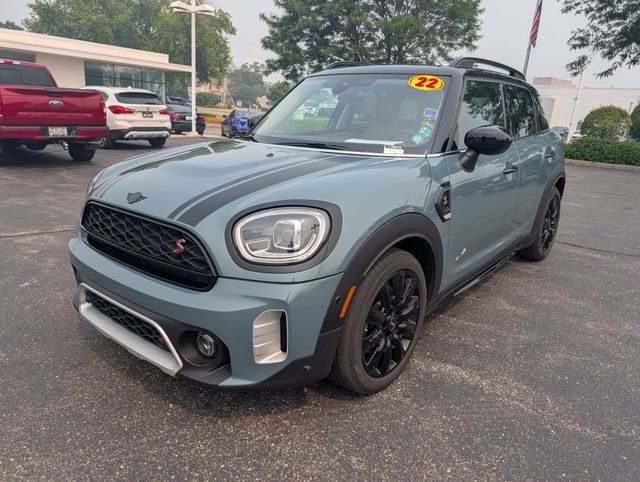 Used 2022 Sage Green Metallic MINI Classic image 12