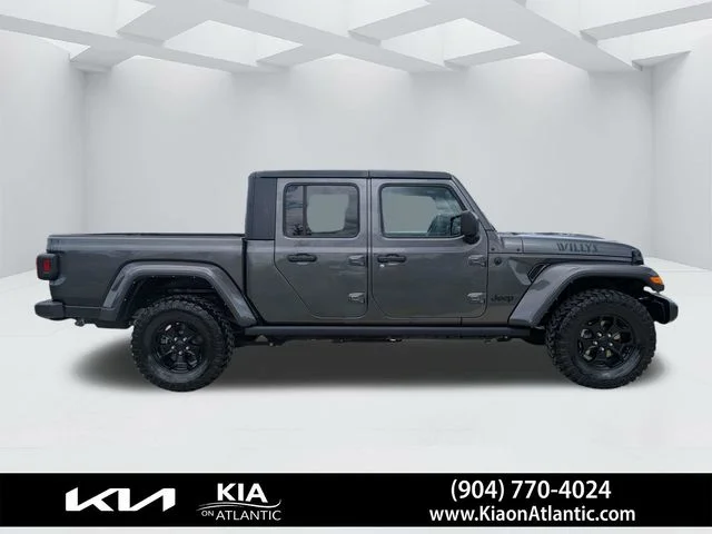 Used 2021 Crystal Metallic Jeep Willys image 2