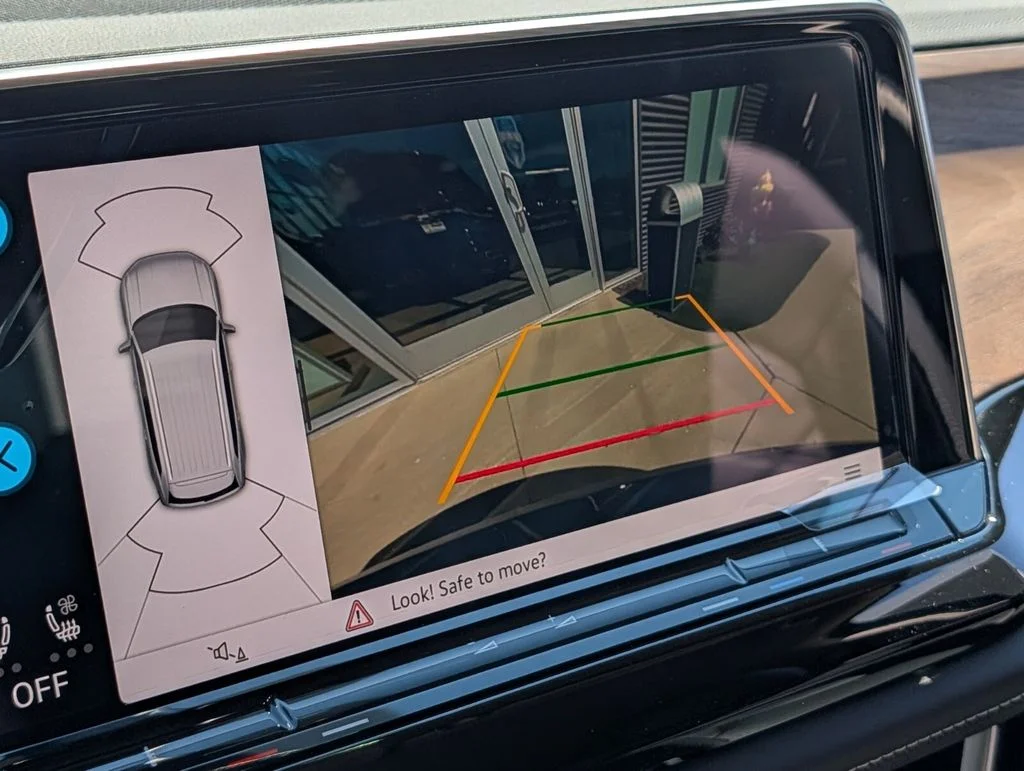 New 2026 Gray Volkswagen 2.0T SE w/Technology image 23