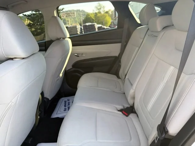 Used 2026 White Hyundai SEL image 22