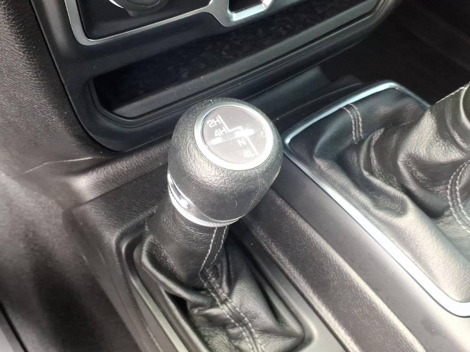 Used 2025 Fathom Blue Pearlcoat Jeep Sport S image 7