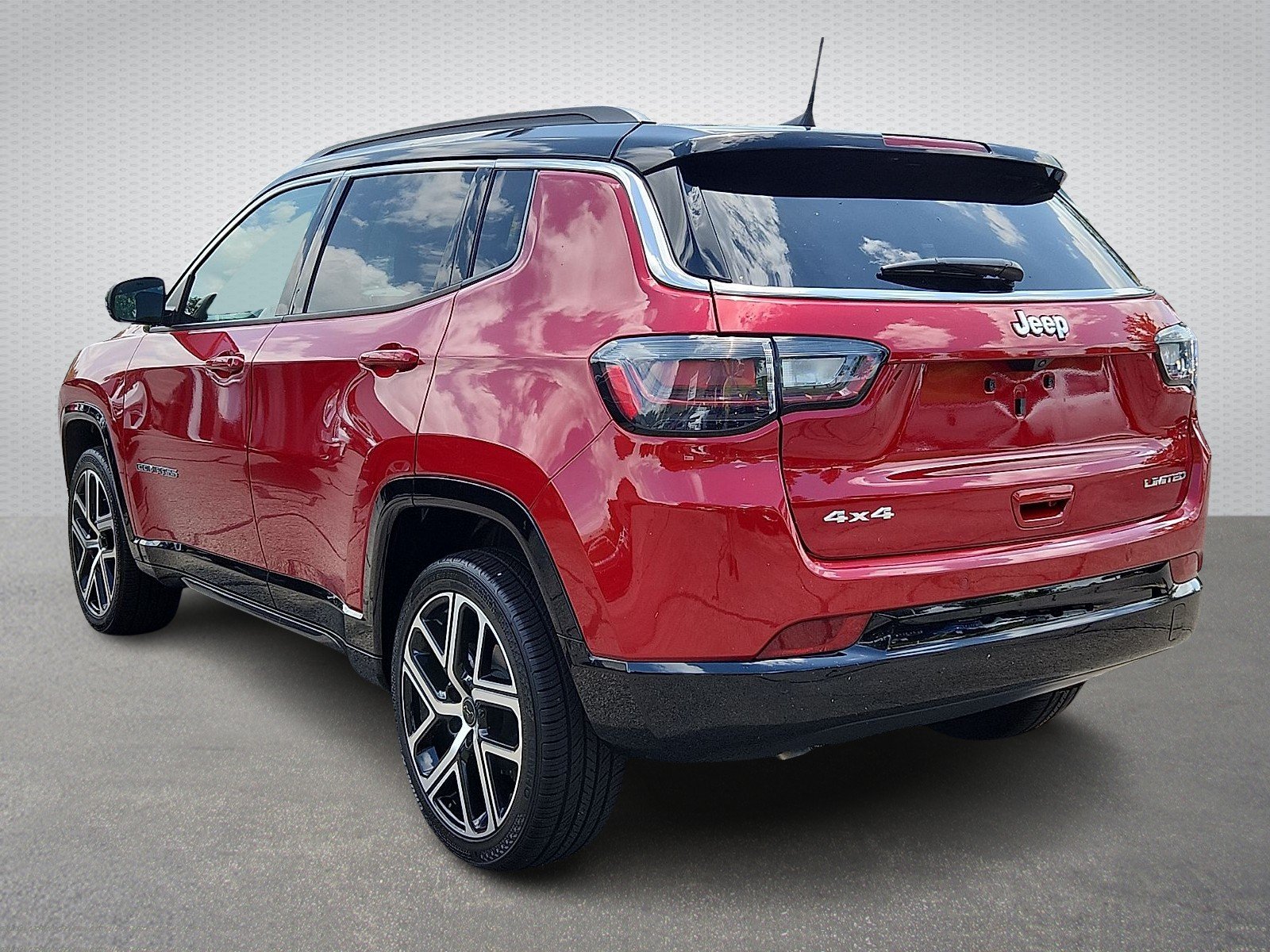 Used 2025 Red Hot Pearlcoat - PR6 Jeep Limited 4x4 image 4