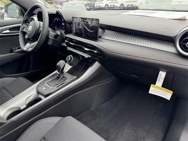 2025 Alfa Romeo Tonale Base - Photo 8