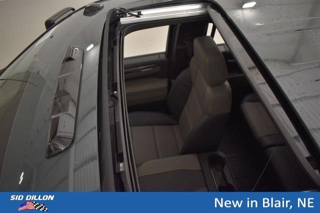 2026 Chevrolet Silverado 2500 HD ZR2 - Photo 8