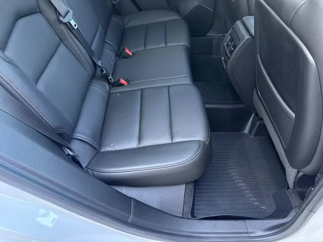 Used 2019 CRYSTAL WHITE TRICOAT Cadillac AWD Sport image 53