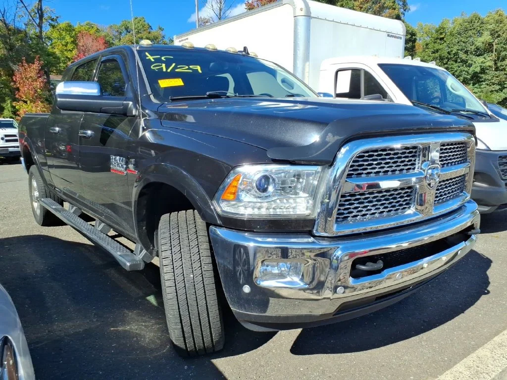 2016 RAM 2500 Pickup Laramie
