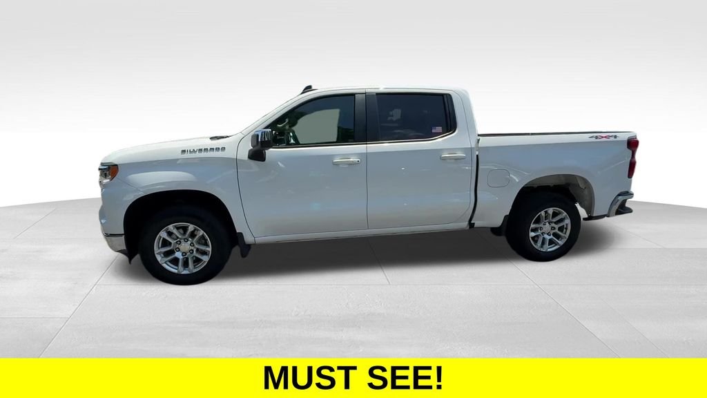 Used 2023 Summit White Chevrolet LT image 3