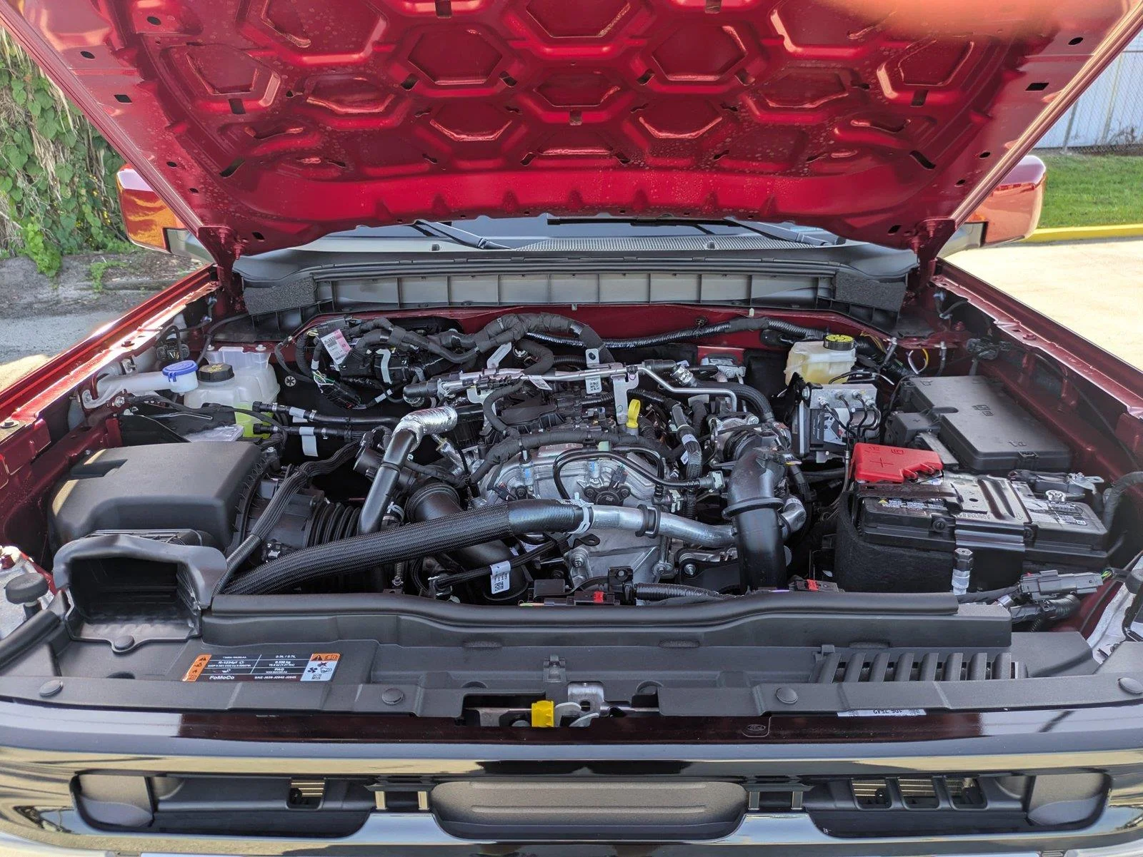 New 2026 Ruby Red Metallic Tinted Clearcoat Ford Outer Banks® image 36