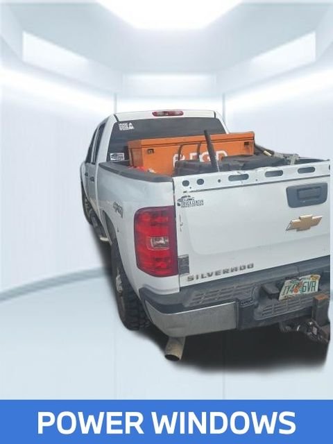 Used 2012 White Chevrolet LT image 7