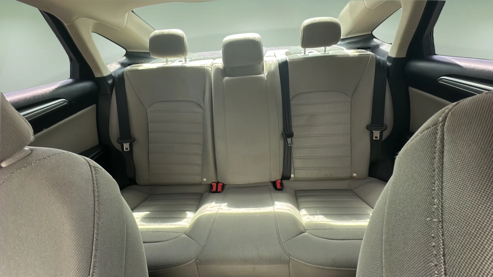 Used 2019 Gray Ford S image 19