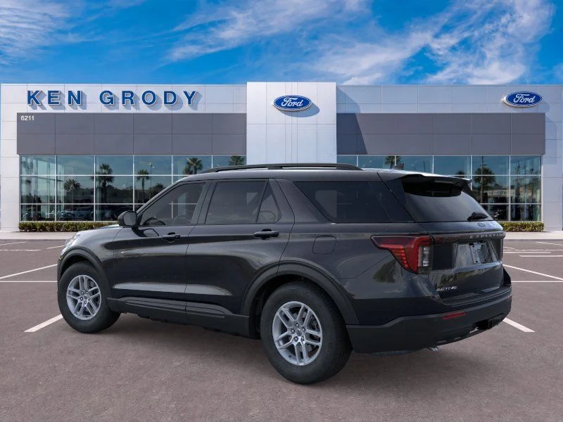 New 2026 Agate Black Metallic Ford Active image 5