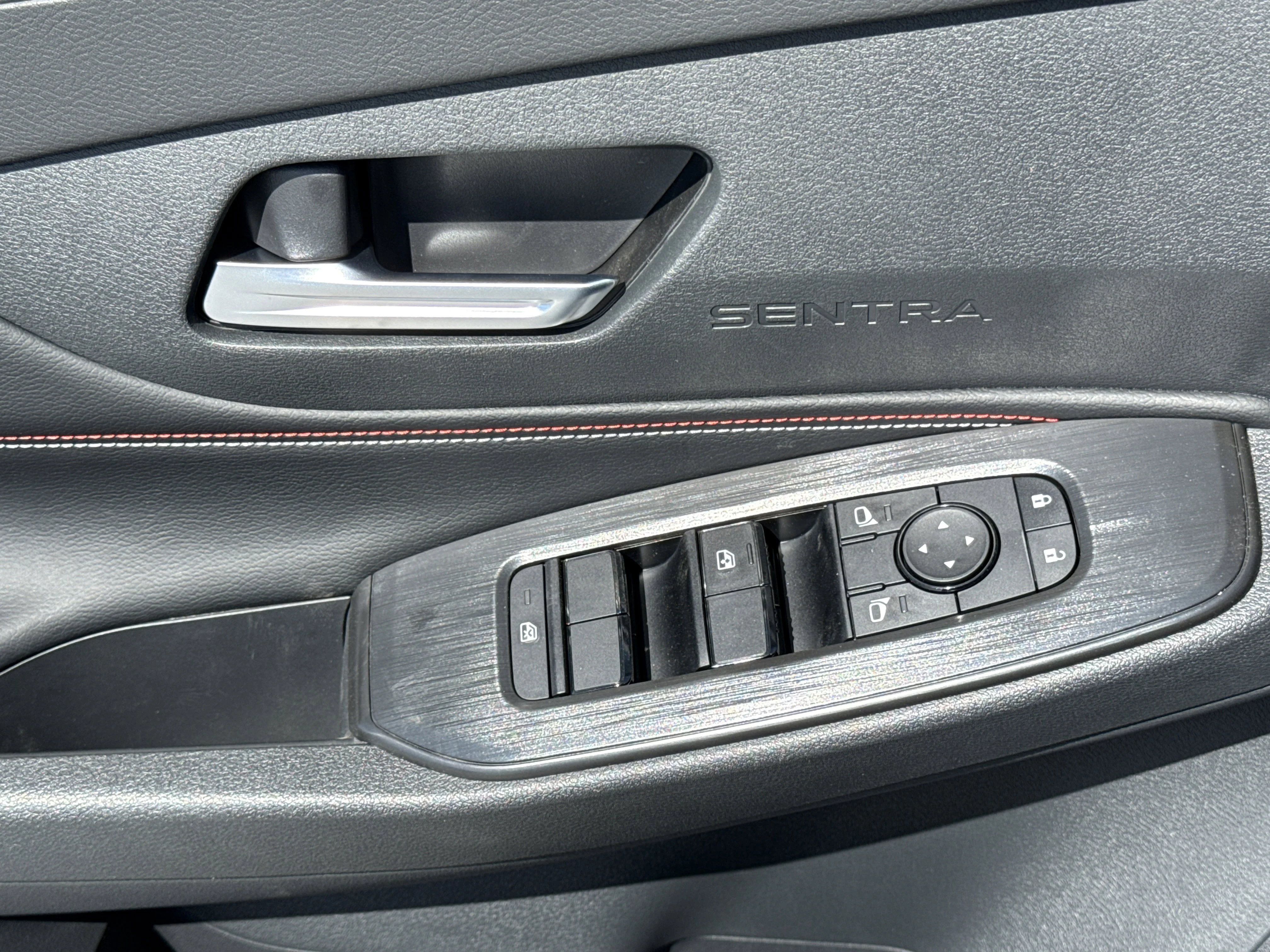 New 2026 Bluestone Pearl/Super Black Nissan SR image 13