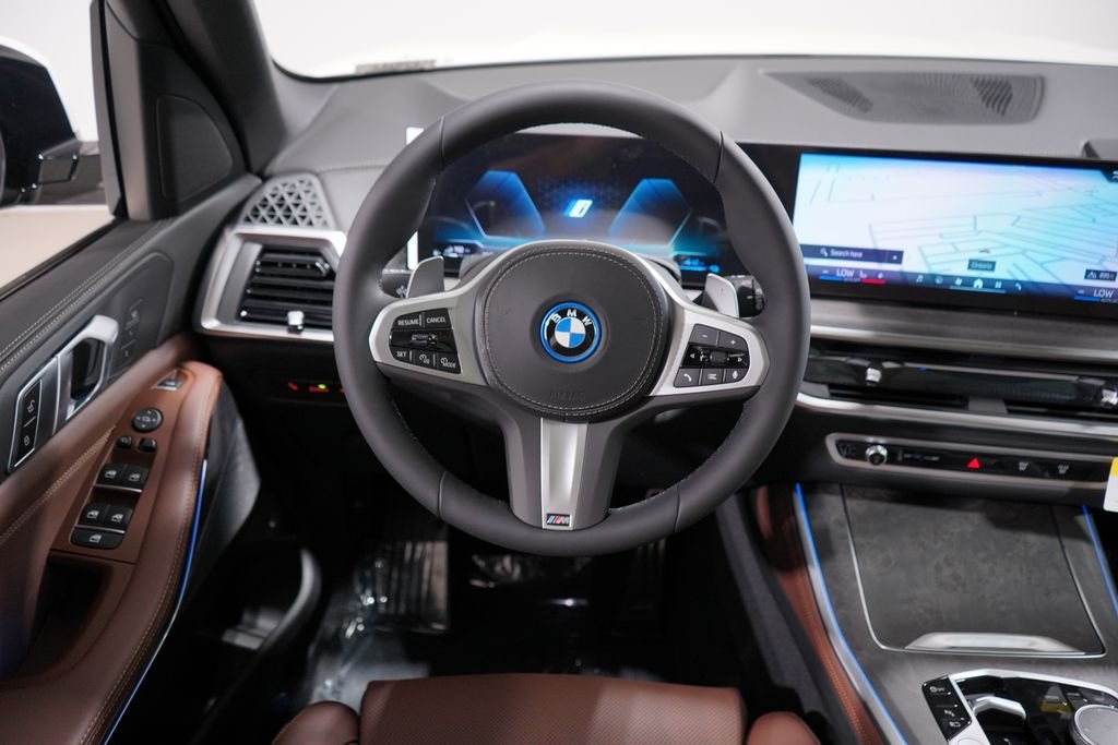 New 2026 Alpine White BMW xDrive50e image 9