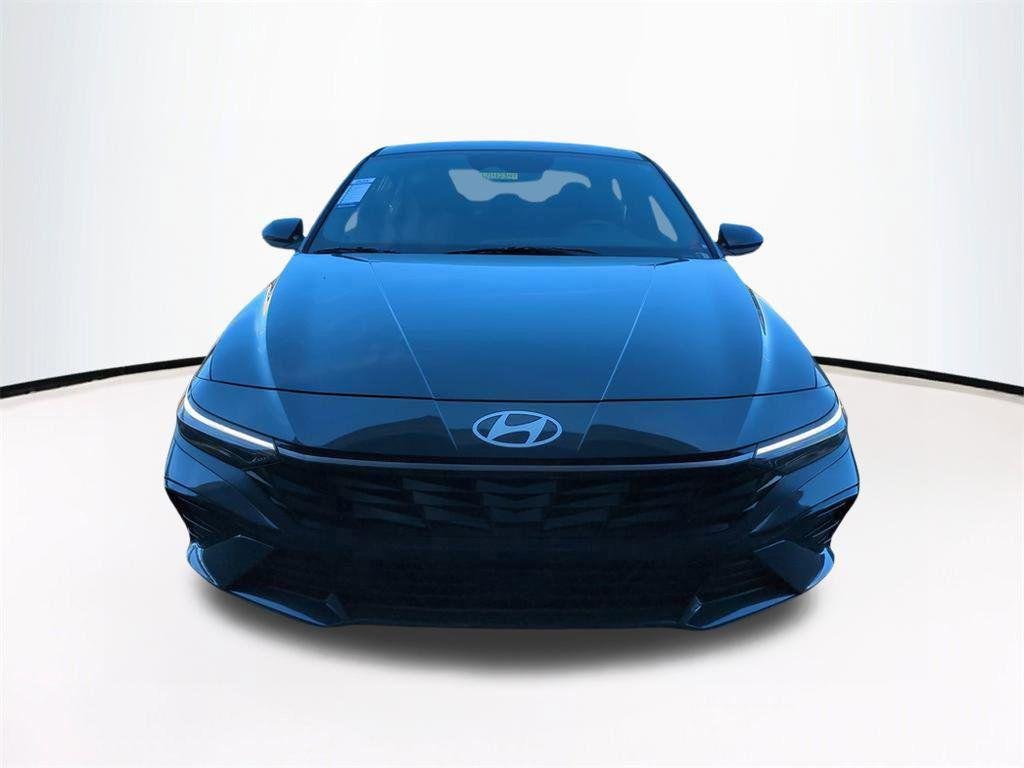 New 2026 Gray Hyundai SEL Sport Premium image 3