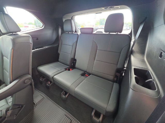 2026 GMC Acadia AT4 - Photo 30