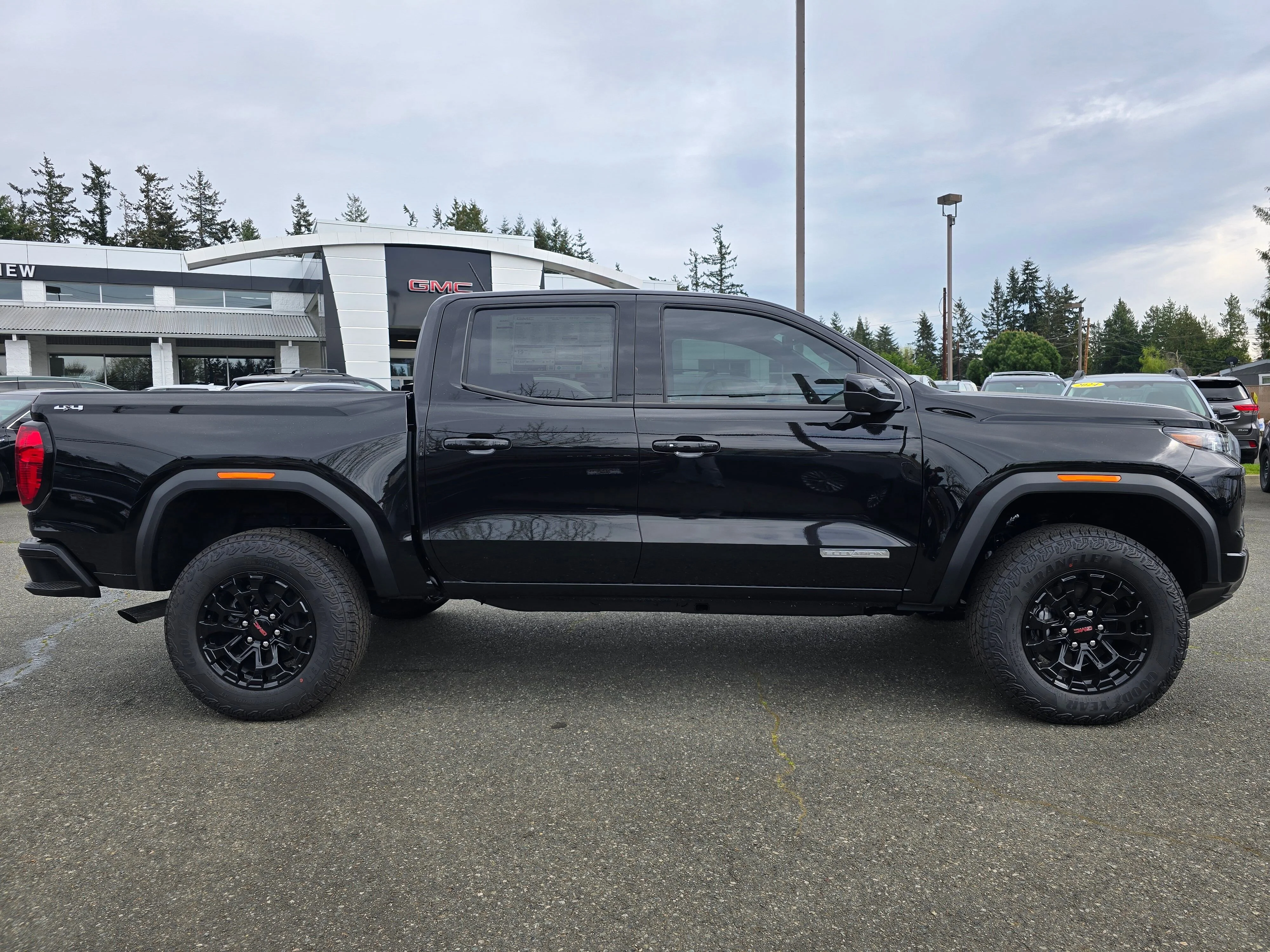 2026 GMC Canyon Elevation - Photo 8