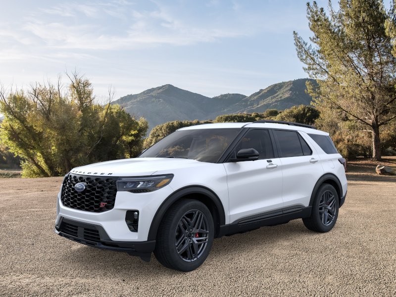New 2026 Star White Metallic Tri-Coat Ford ST image 1