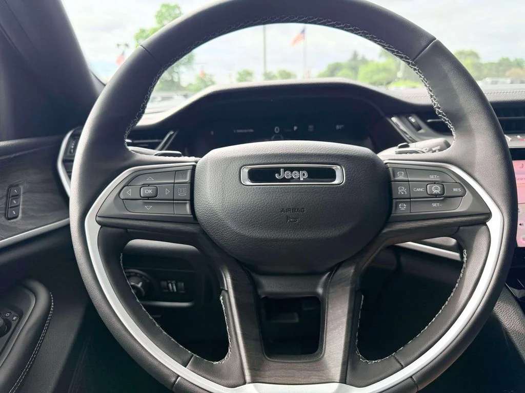 New 2026 Black Jeep Limited image 19