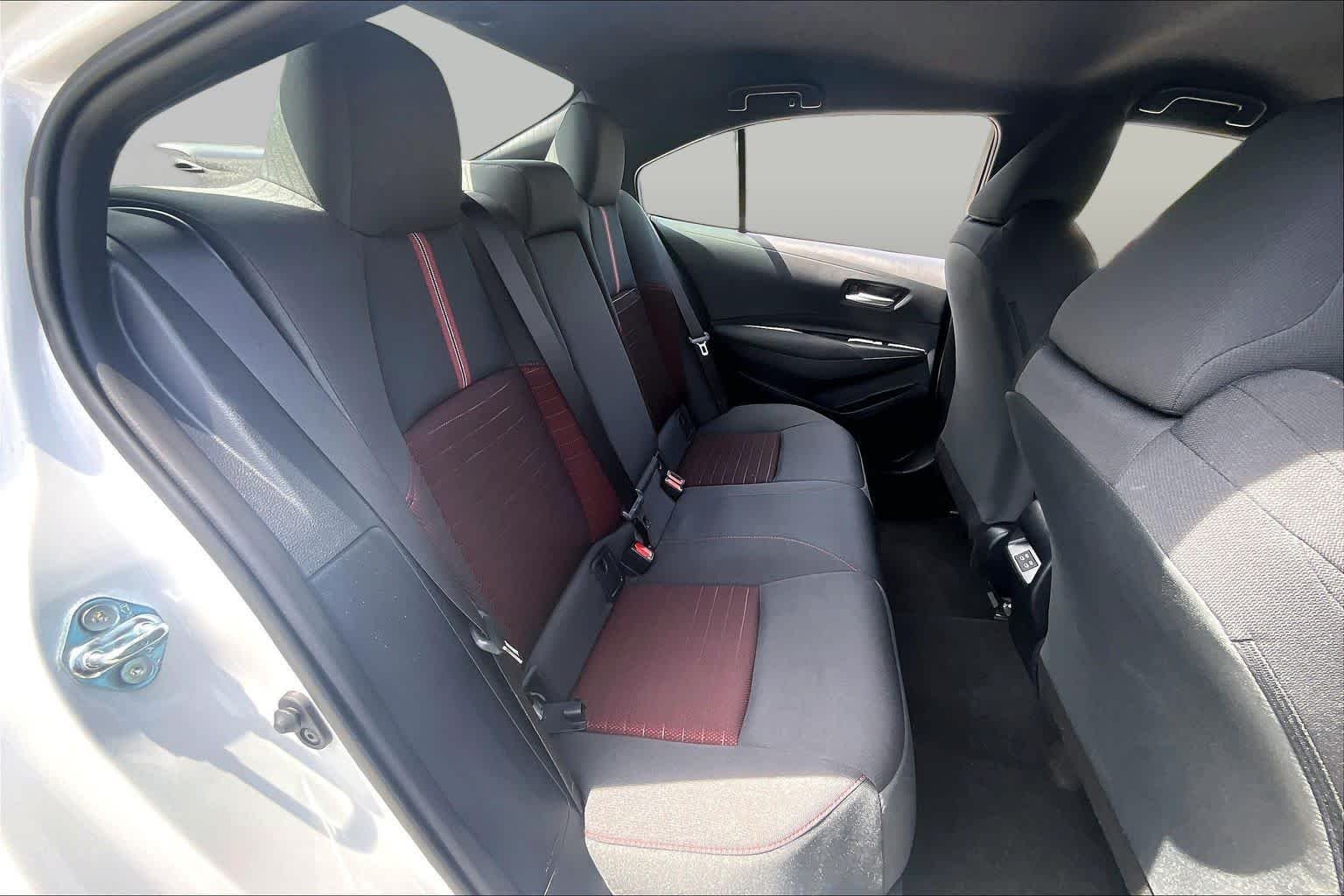 Used 2026 Ice Cap Toyota SE image 20