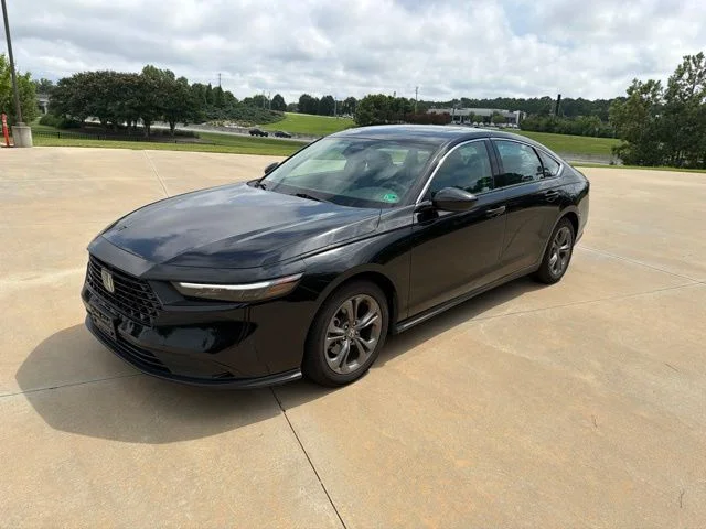 Used 2024 Crystal Black Pearl Honda EX image 3
