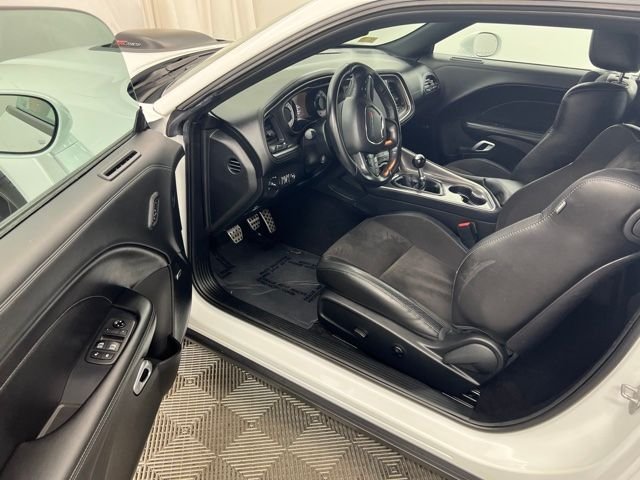 Used 2021 White Knuckle Clearcoat Dodge R/T Scat Pack Widebody image 11