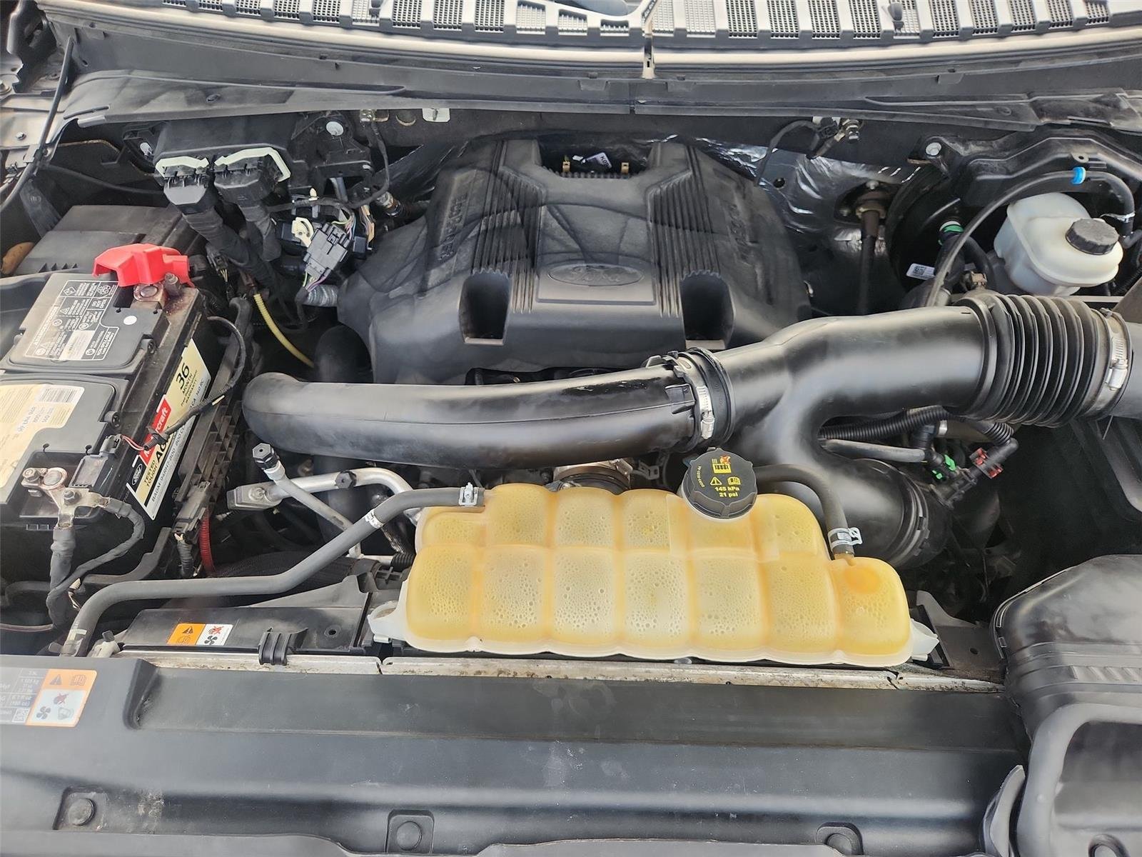 Used 2019 Gray Ford Limited image 31
