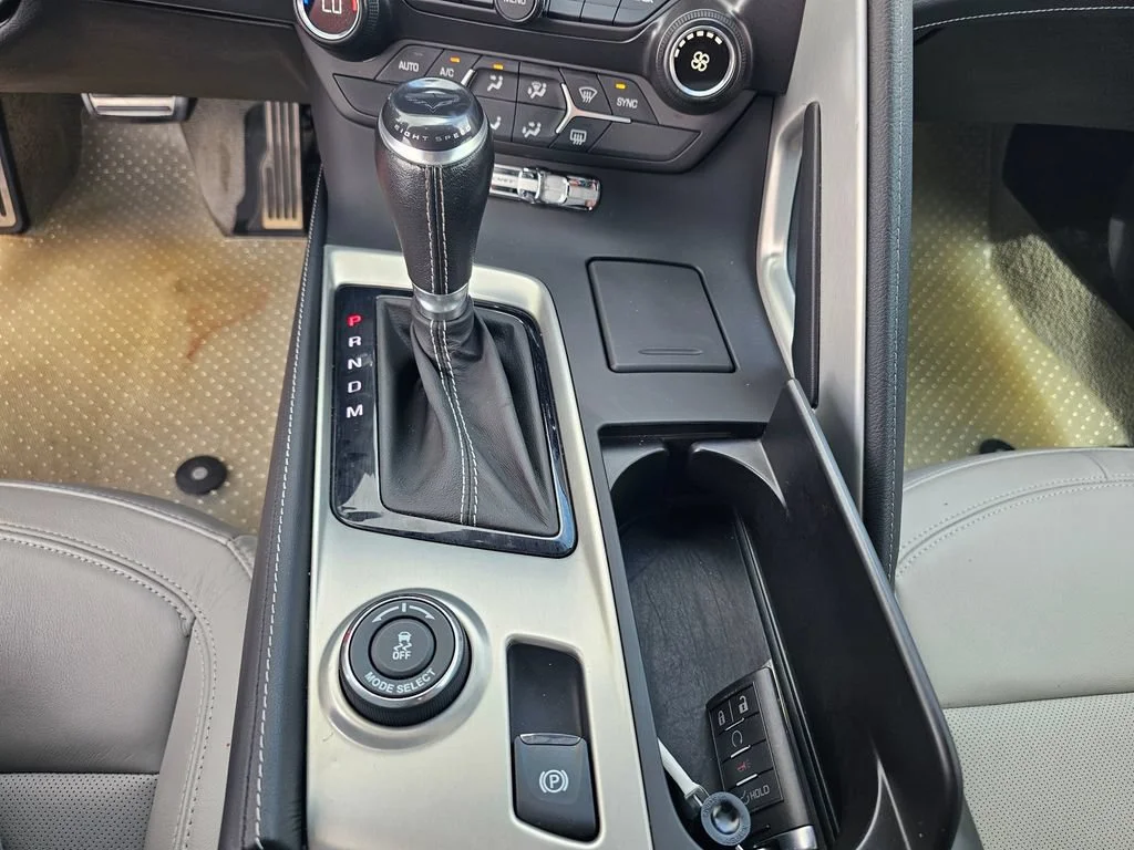 Used 2018 TORCH RED Chevrolet Grand Sport 1LT image 25