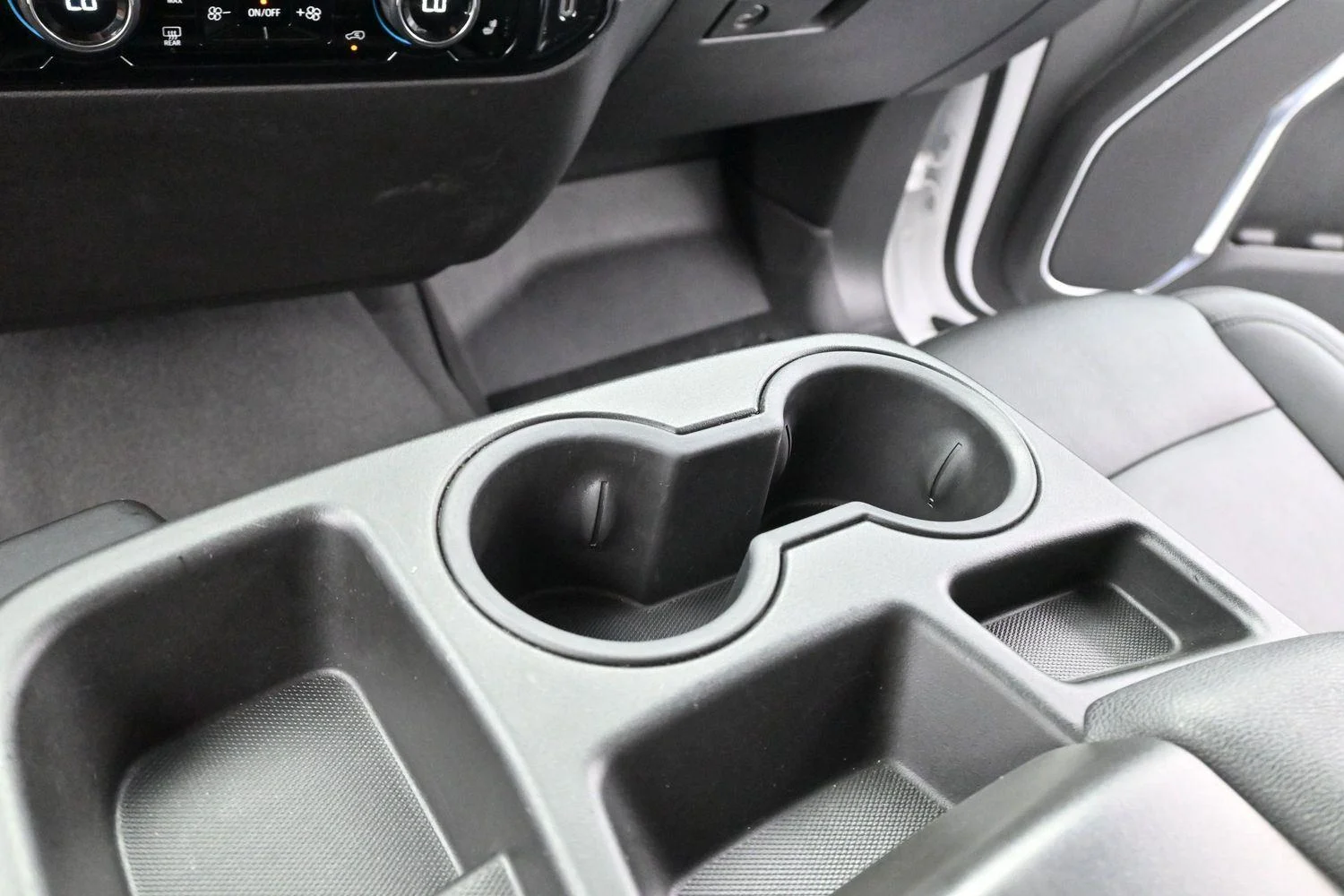 Used 2024 Summit White Chevrolet LTZ image 19