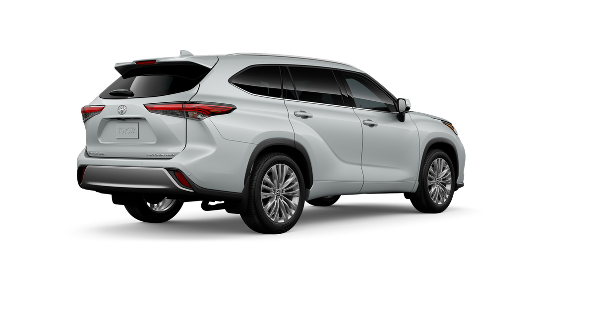 New 2026 Wind Chill Pearl Toyota Platinum image 10