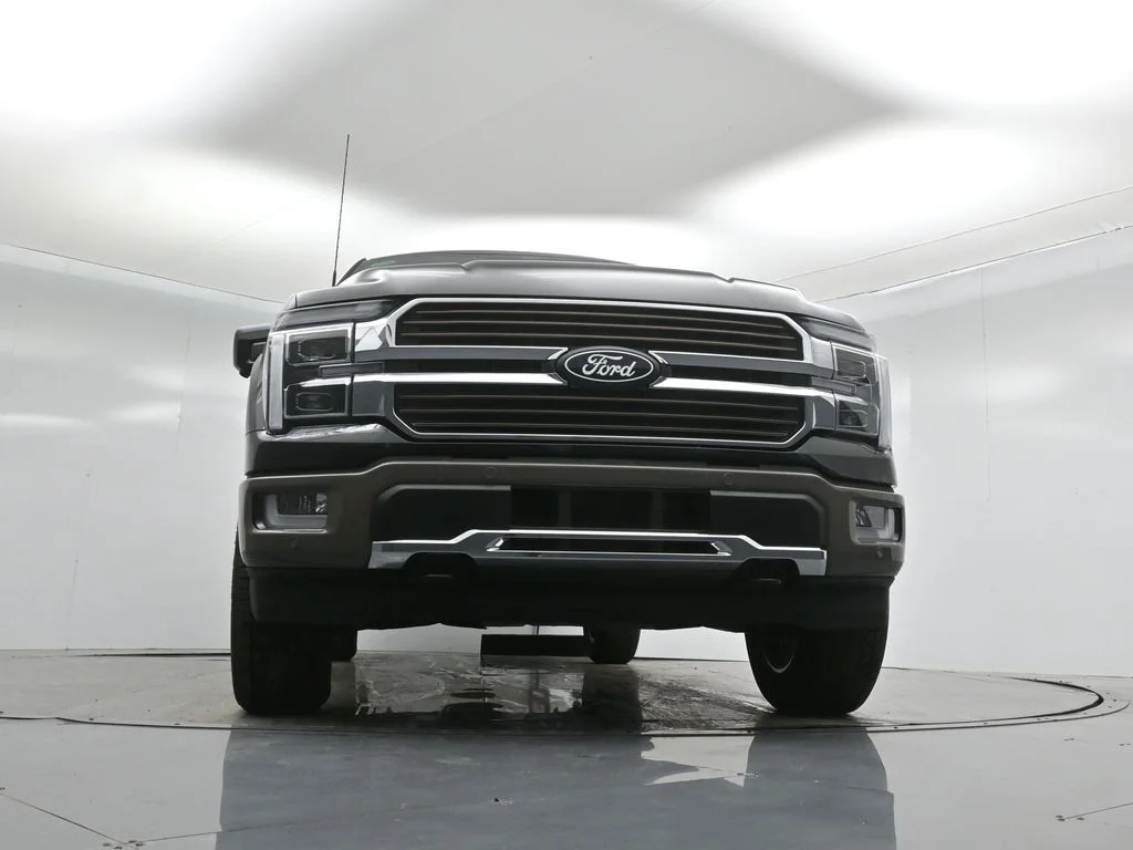 New 2026 Agate Black Metallic Ford King Ranch image 45