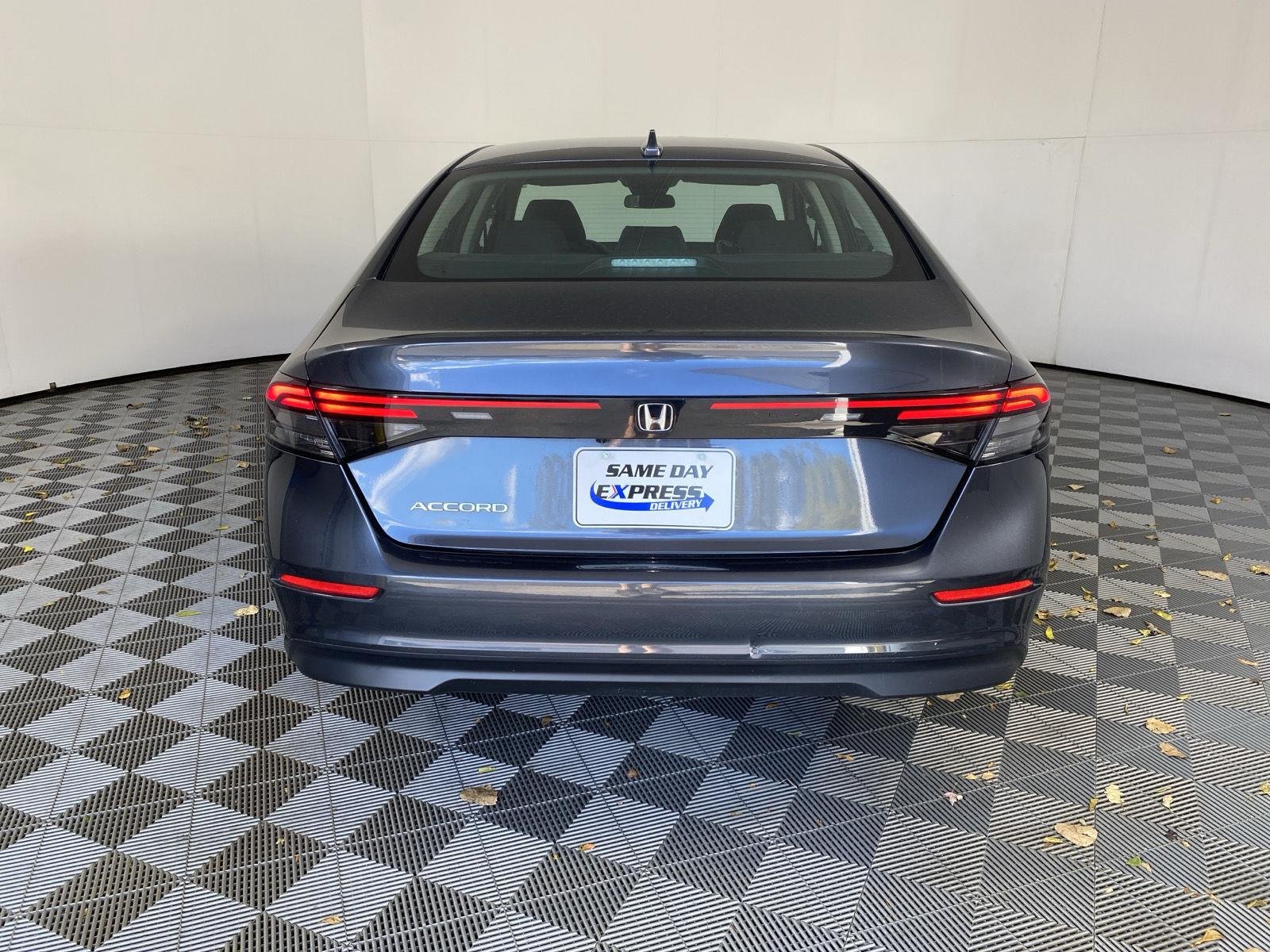 Used 2024 Meteorite Gray Metallic Honda LX image 6