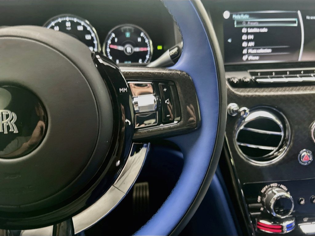 Used 2024 Stone Gray Rolls-Royce Black Badge image 12