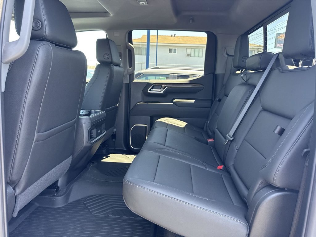 New 2026 Summit White Chevrolet LT Trail Boss image 27