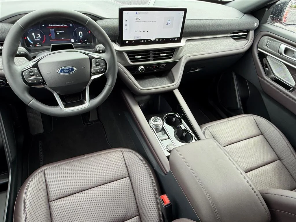 New 2026 Rapid Red Metallic Tinted Clearcoat Ford Platinum™ image 7