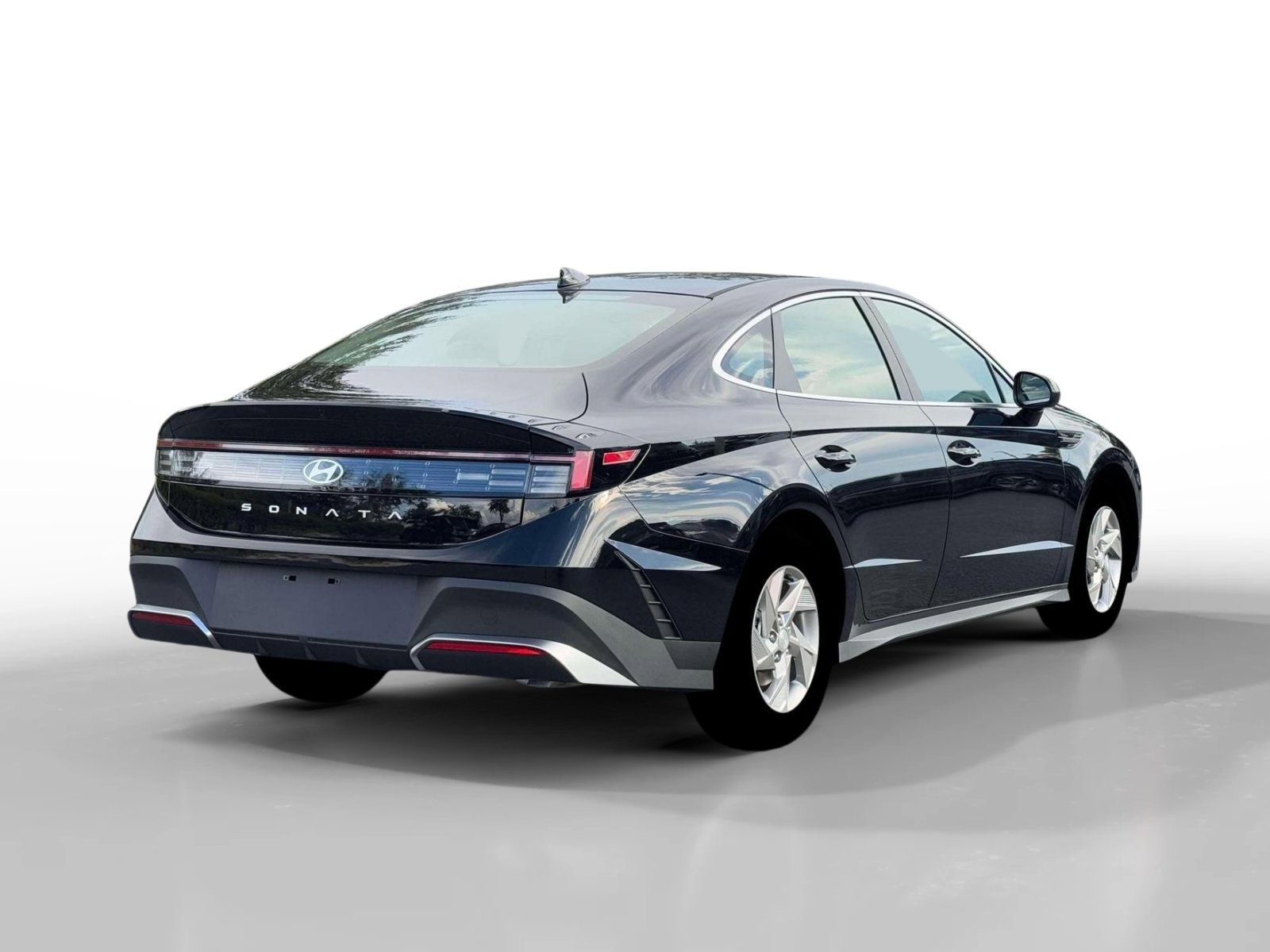 New 2026 Abyss Black Hyundai SE image 7