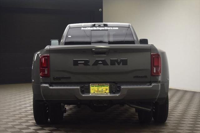 New 2026 Ceramic Gray Clear-Coat Exterior Paint RAM LARAMIE image 12