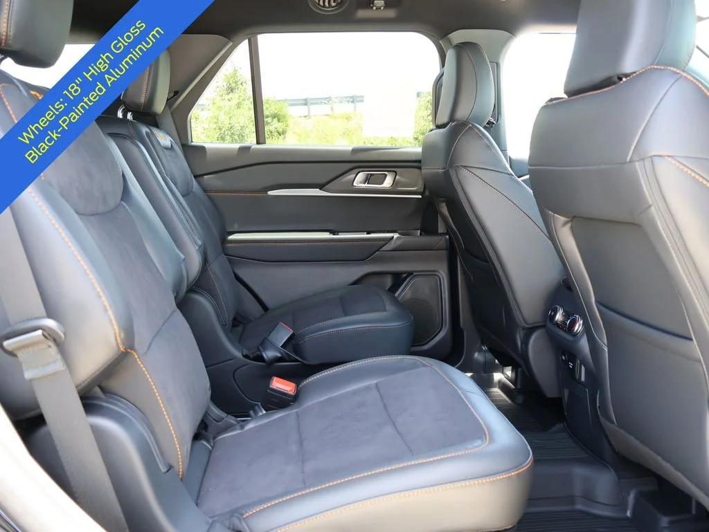 New 2026 Agate Black Metallic Ford Tremor® image 13