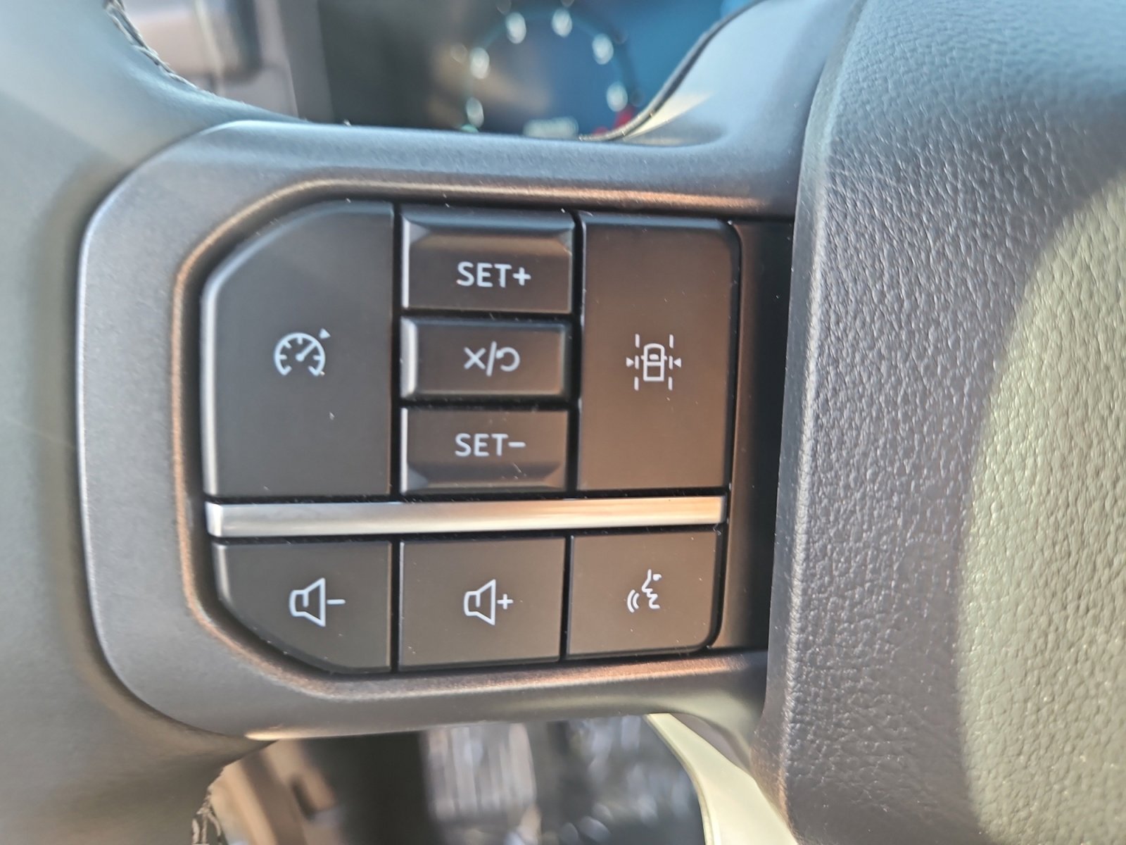 New 2026 Iconic Silver Metallic Ford XLT image 22