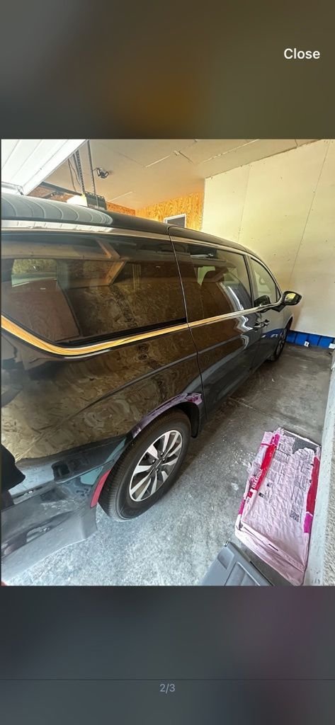 Used 2025 Black Chrysler Select image 2